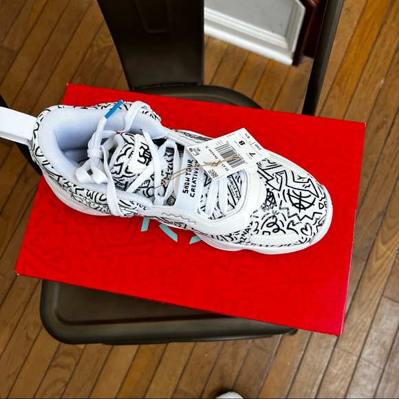 NIB RARE adidas | D.O.N. Issue #3 basketball shoes - Picture 3 of 6